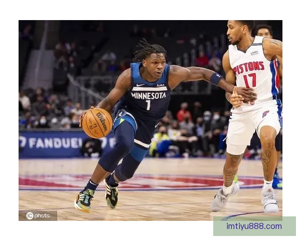 爱德华兹预计最早周日复出 活塞寄望坎宁安赶上季后赛节奏 爱德华兹预计最早周日复出 活塞寄望坎宁安赶上季后赛节奏